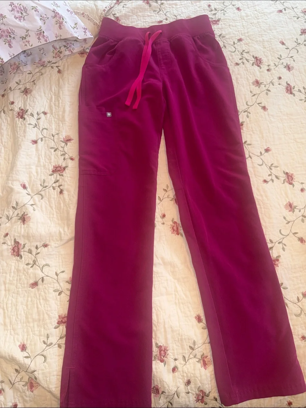 Figs dark magenta  Kade pants